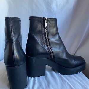 Black leather Zara boots